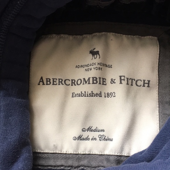 Sweatshirt - Picture 2 of 2